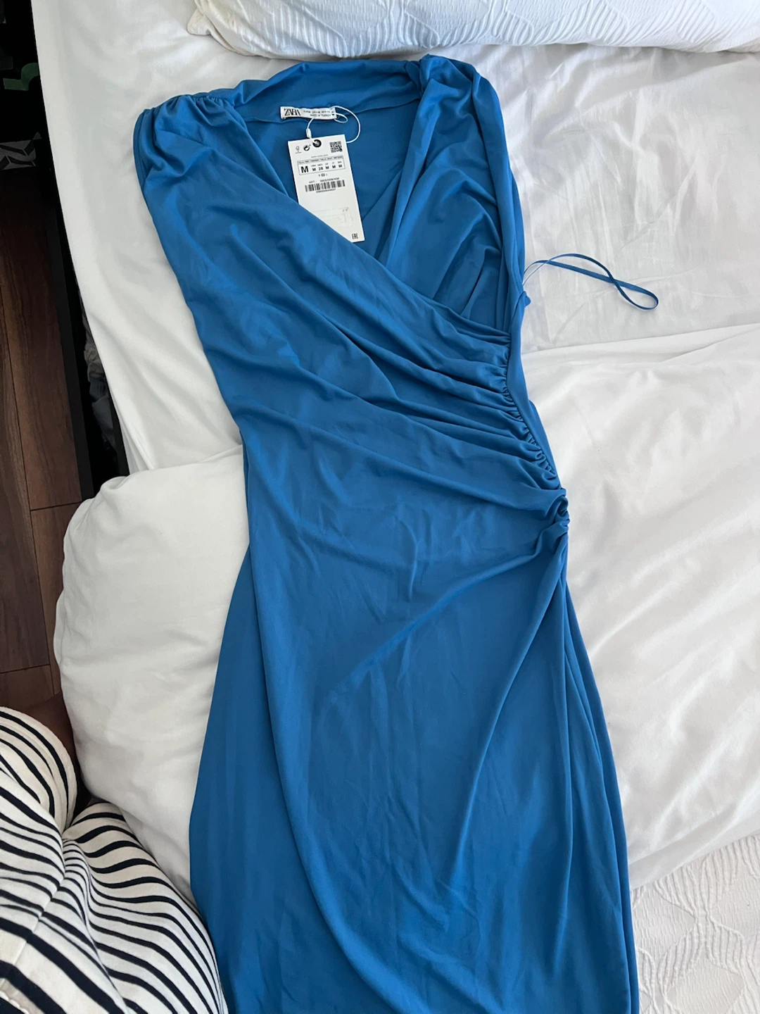 ZARA Blue Ruched V-Neck Midi Dress Size M