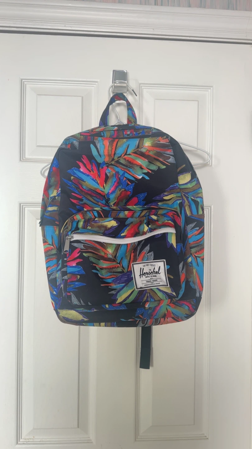 Herschel Backpack - Multi-Coloured Leaf Print