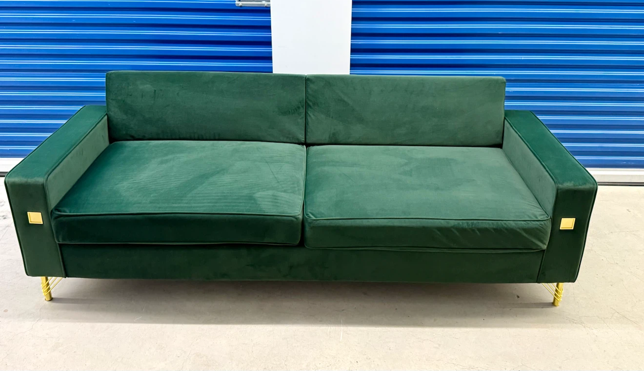 Luxury Sofa Emerald Green Velvet 3 seats.