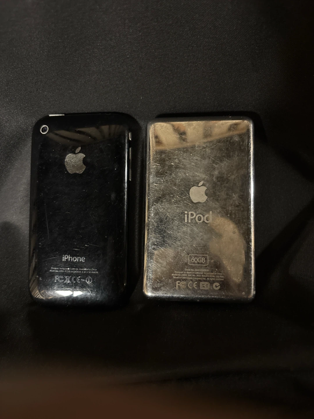 Apple iPhone and iPod Classic - photo 2