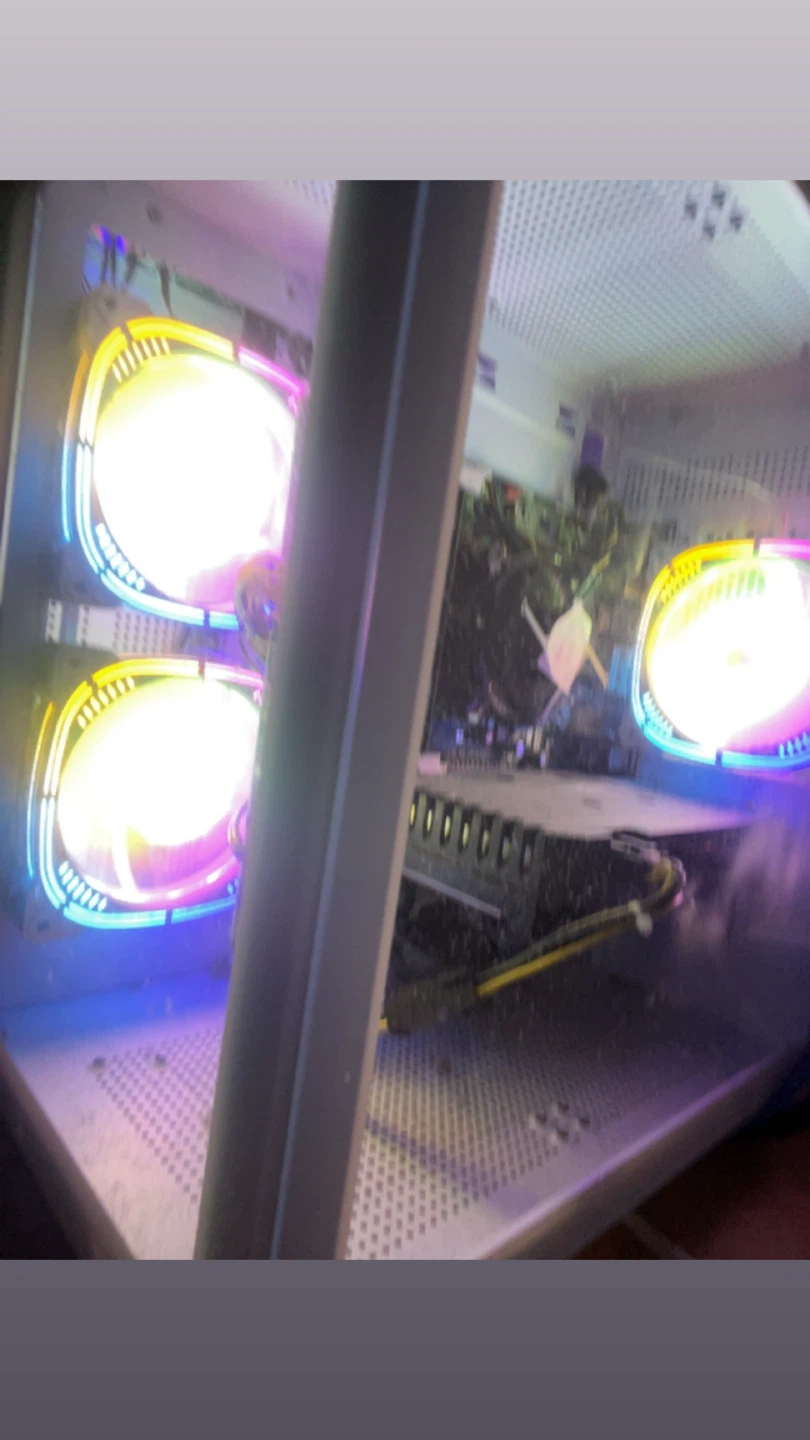 Gaming PC Case with RGB Fans - photo 2