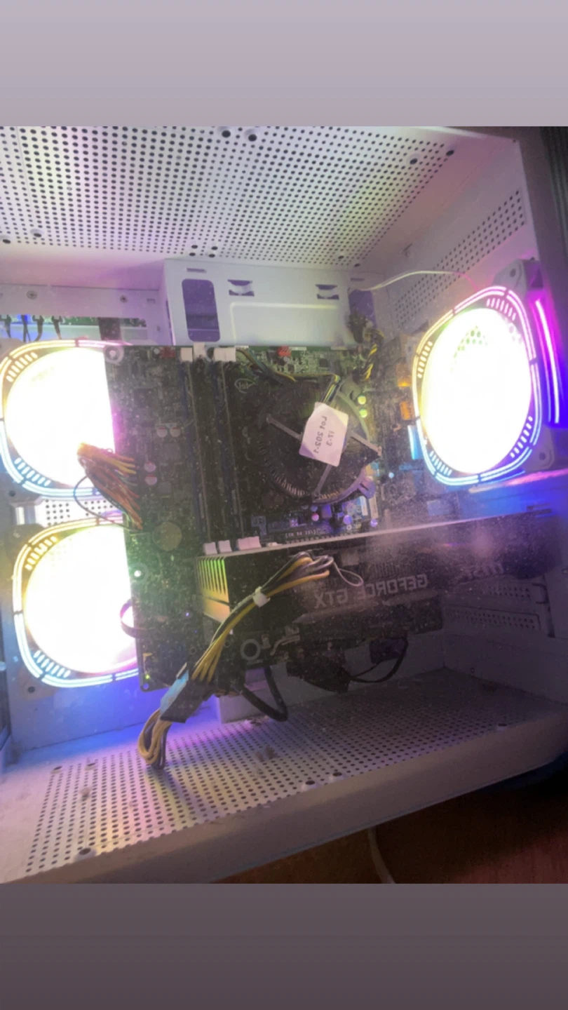 Gaming PC Case with RGB Fans - photo 3
