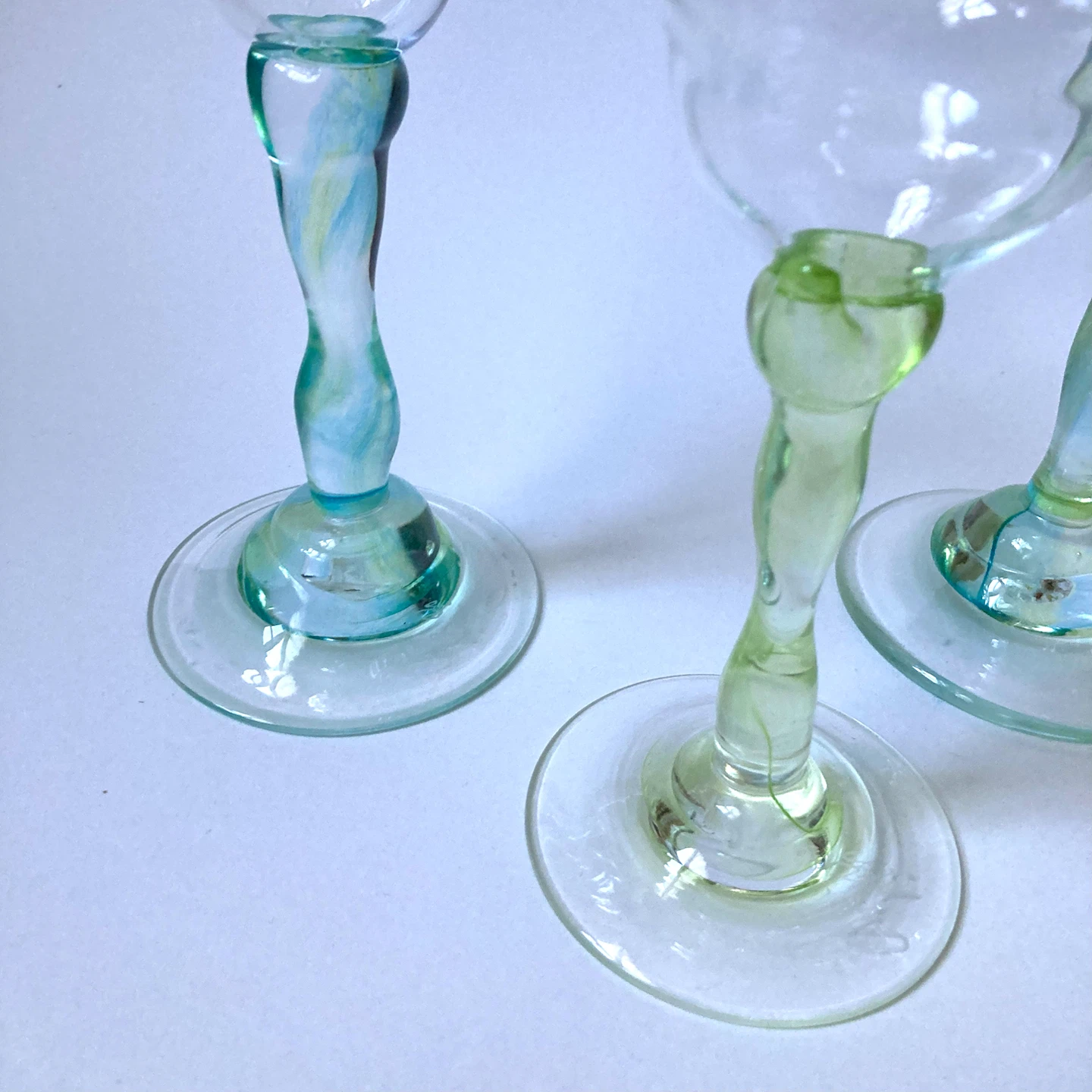 Set of 4 Vintage Postmodern Hand Blown Glasses - Signed - photo 2