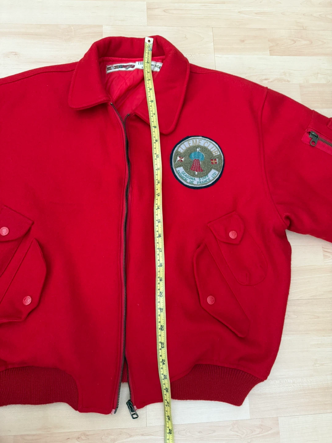 Vintage red oversized bomber jacket w embroidery design - photo 5