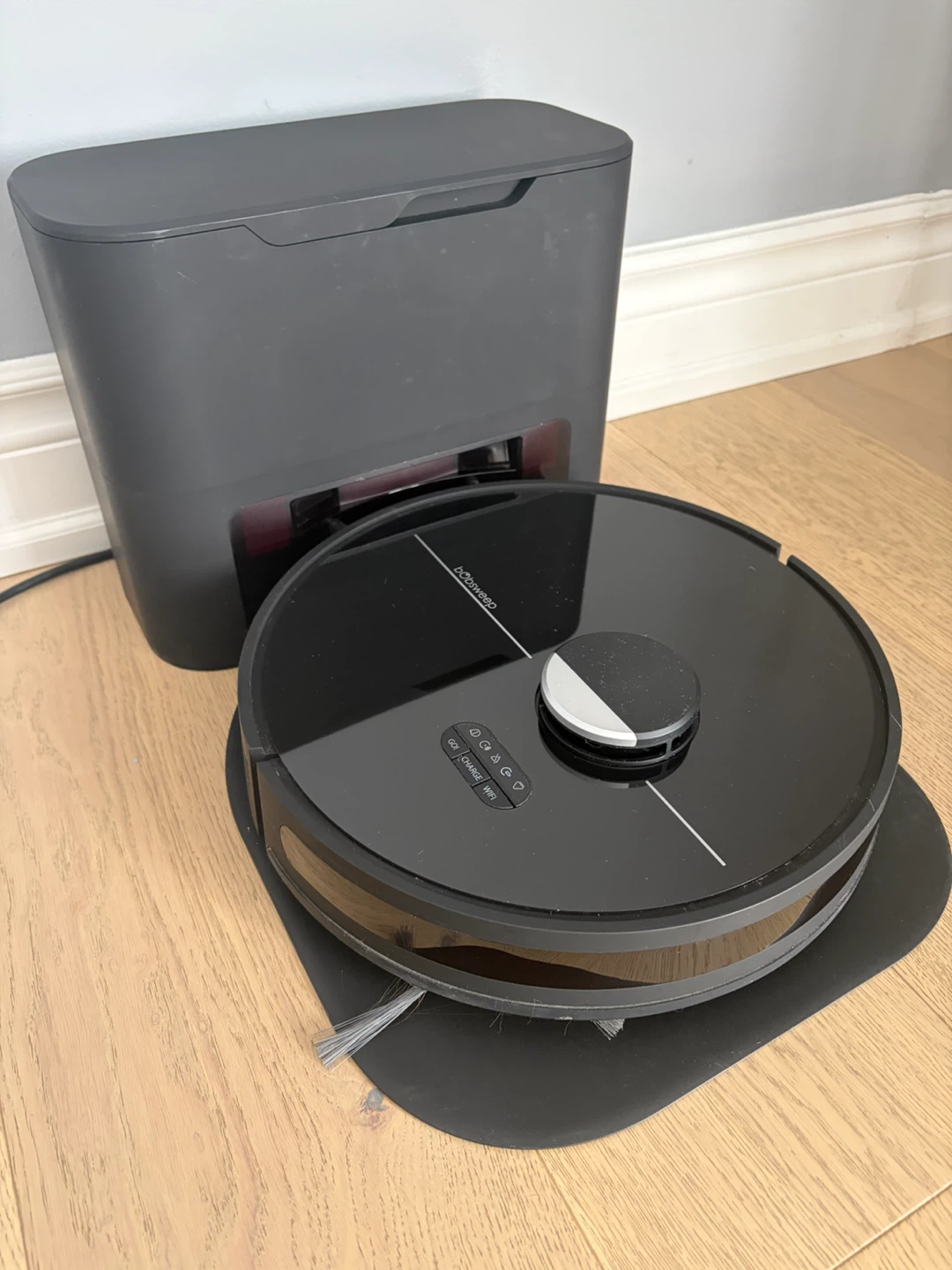 bObsweep Dustin Robot Vacuum & Mop with Self-Empty Base