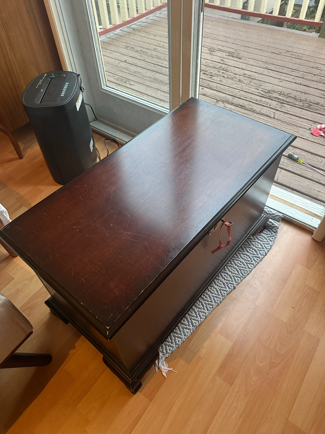 Cedar line wood trunk