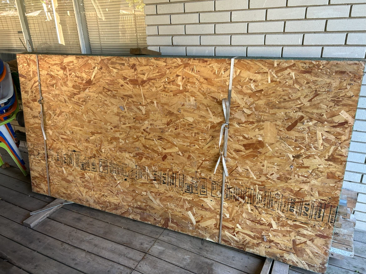 OSB Sheathing Sheets & Lumber Pack