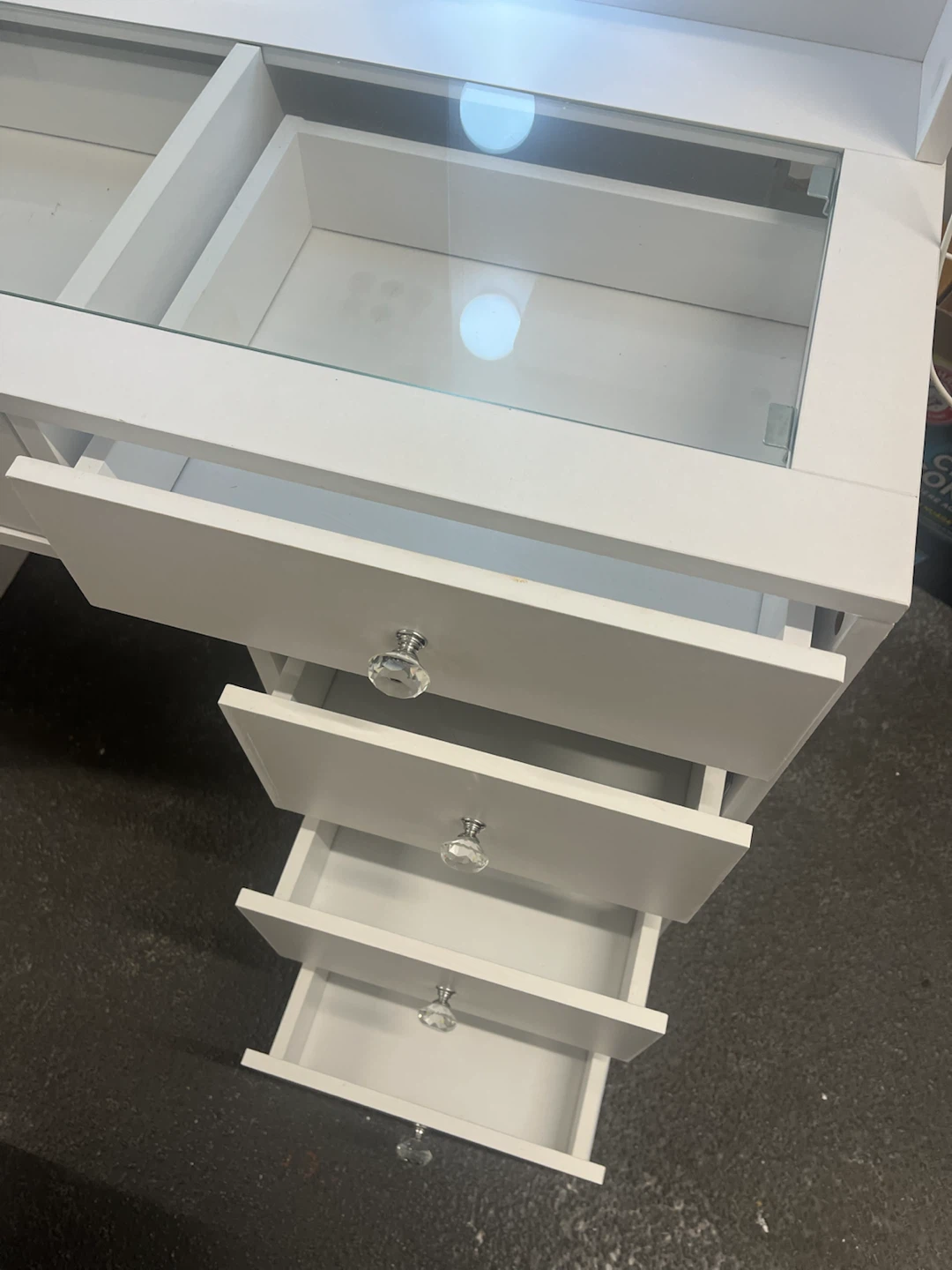 White Vanity Makeup Desk with Lights and Mirror - photo 3