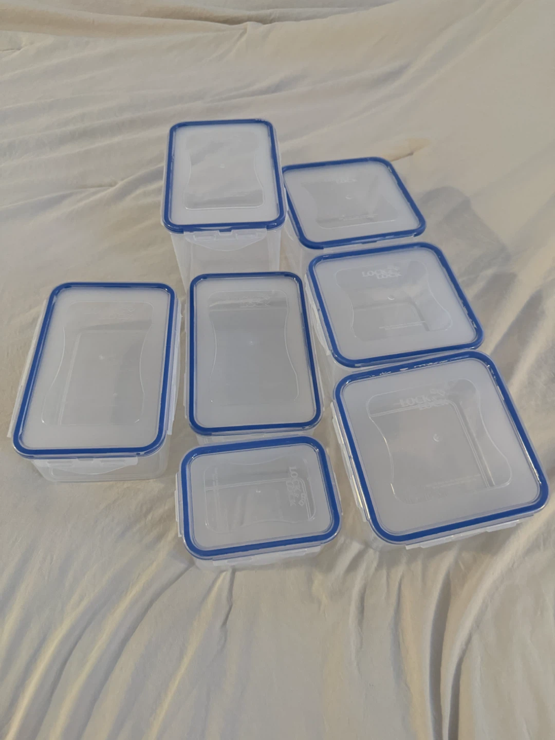 Lock & Lock Food Storage Containers (Set of 7)