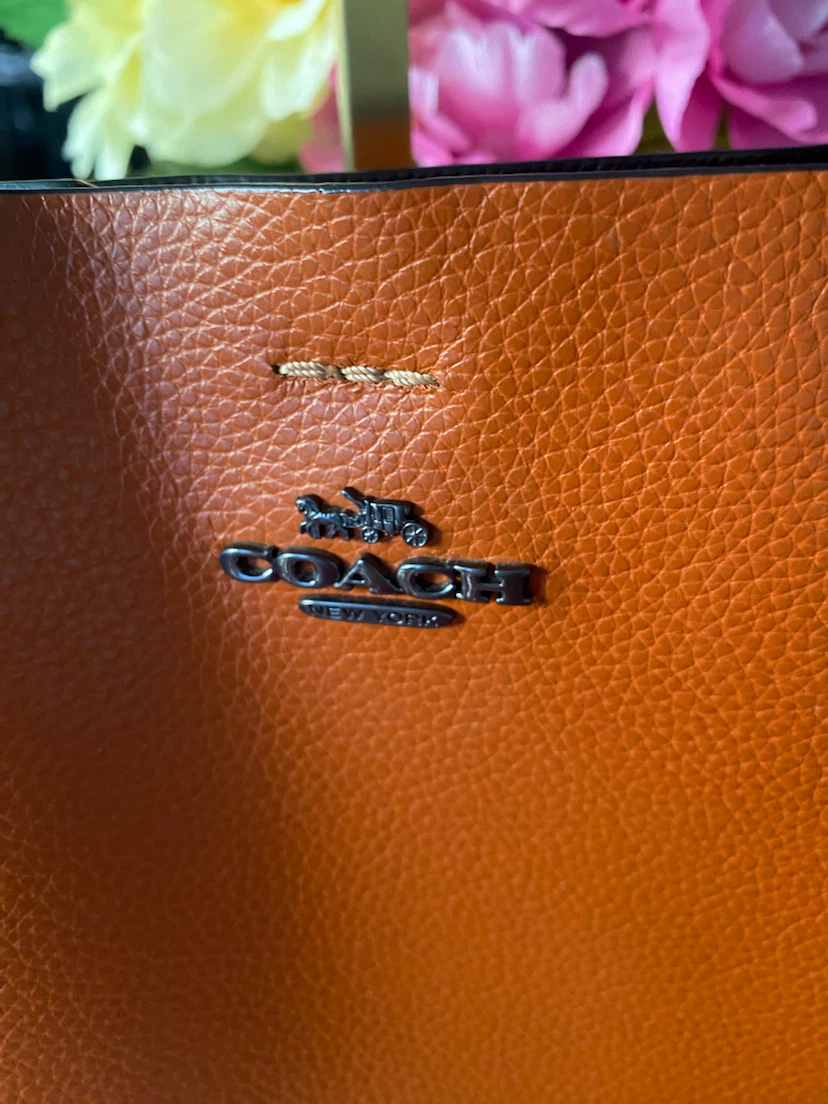 Coach Orange Leather Bucket Bag - photo 2