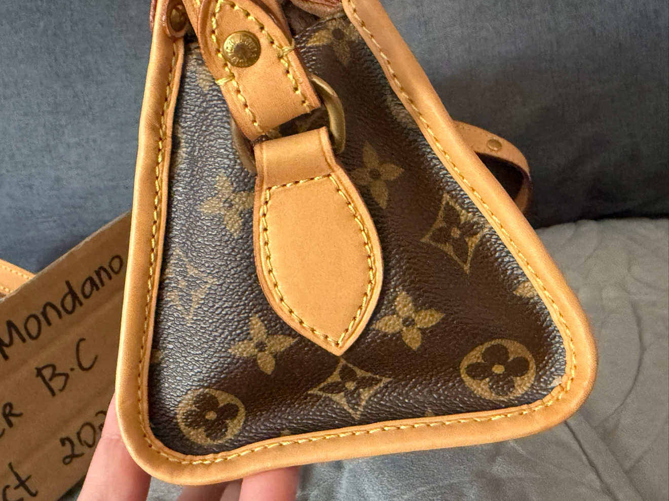 Louis vuitton Poppincourt Sling bag - photo 4