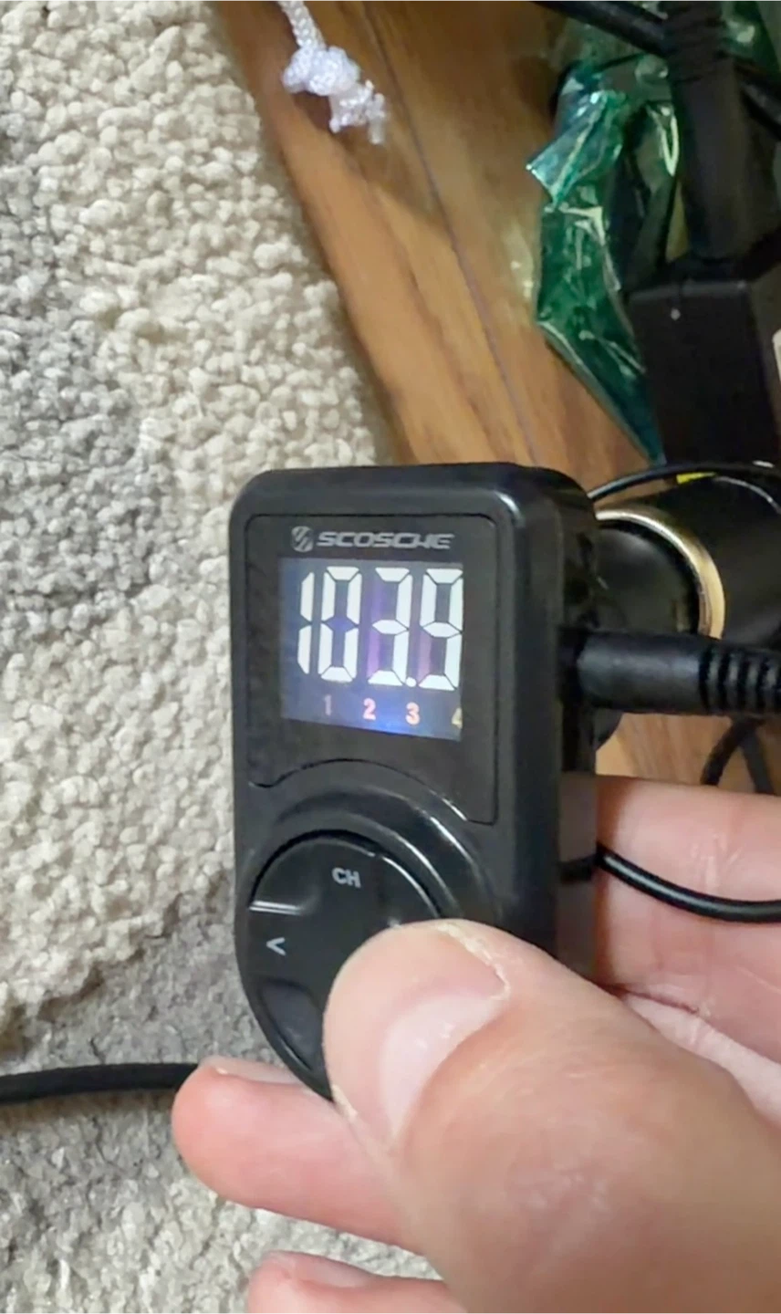 Scosche FMTD10 Universal Digital FM Transmitter with USB Charger