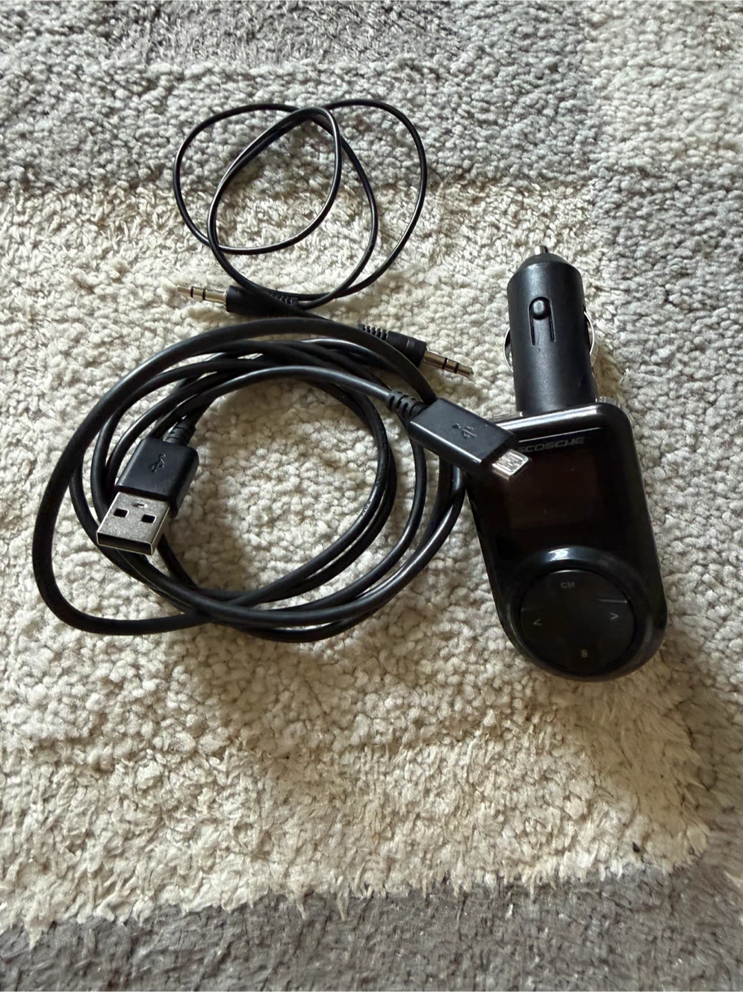 Scosche FMTD10 Universal Digital FM Transmitter with USB Charger - photo 2