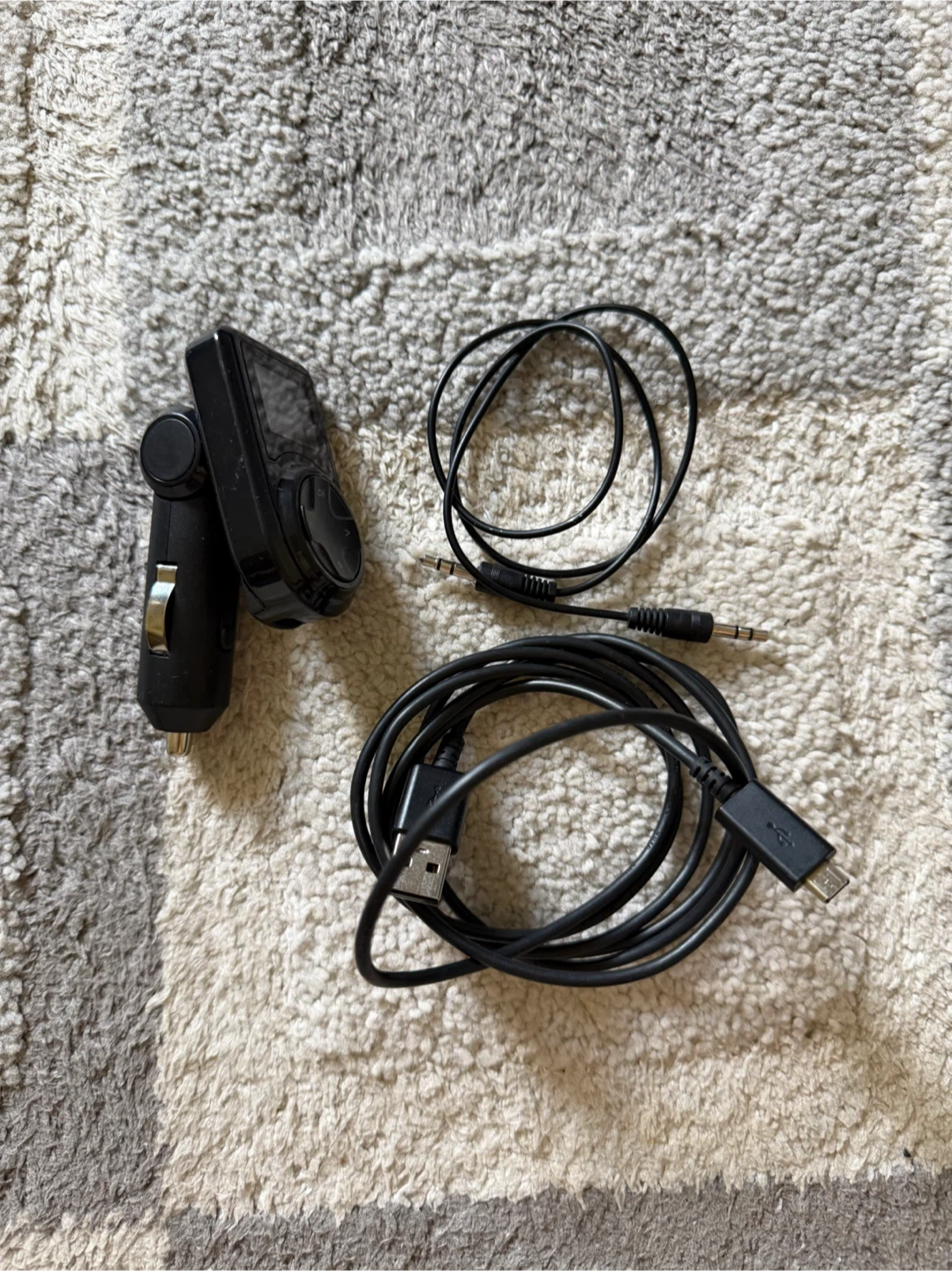 Scosche FMTD10 Universal Digital FM Transmitter with USB Charger - photo 4