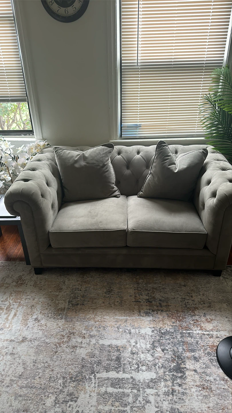 Gray Tufted Loveseat Sofa - photo 5