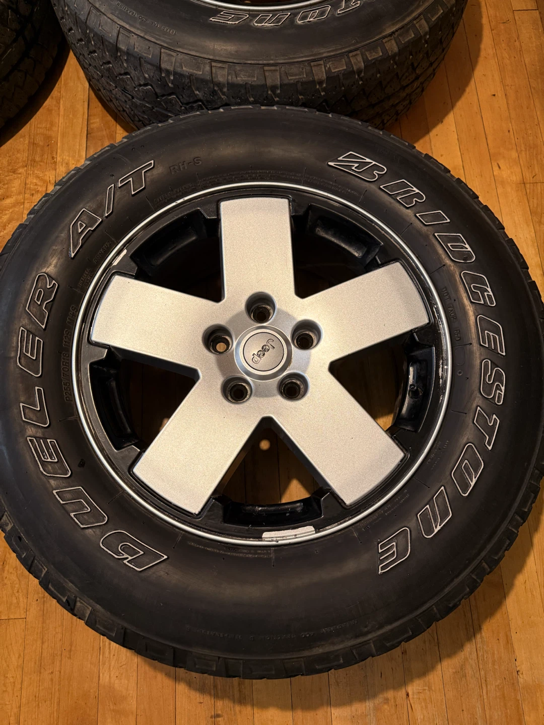 Set of 4 Bridgestone Dueler A/T Tires with Jeep Rims - photo 5