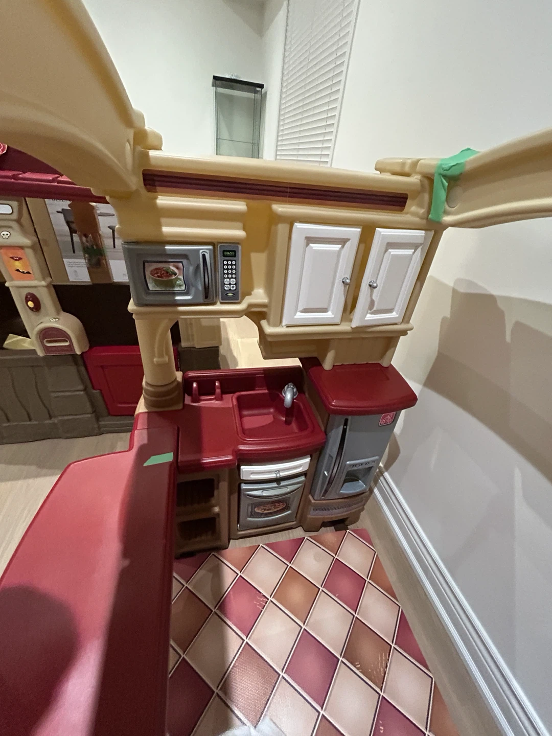 Step2 Grand Walk-In Play Kitchen with Grill - photo 3