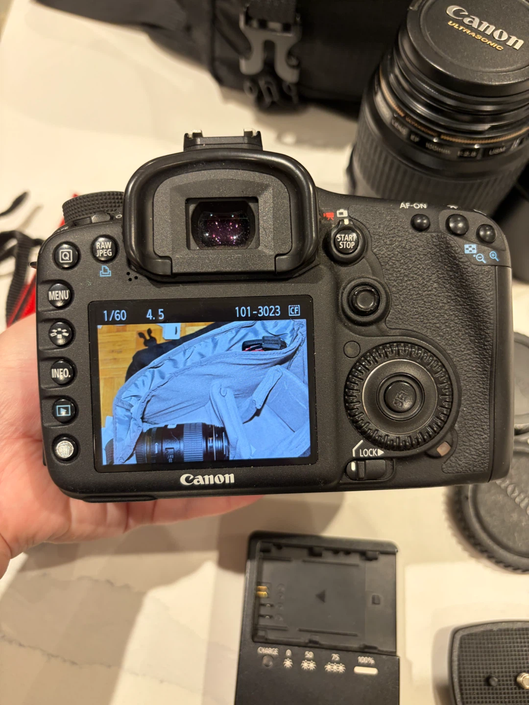 Canon EOS 7D DSLR Camera KIT w/ 18-55mm Lens - photo 3