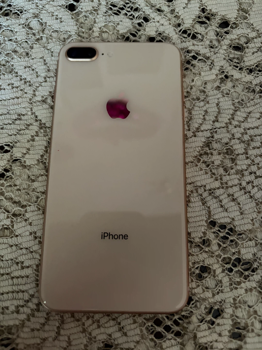 iPhone 8 Plus Rose Gold