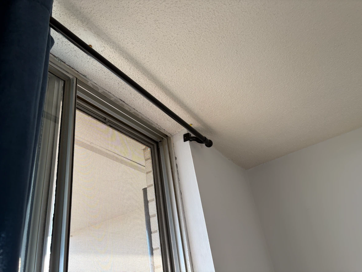 Tension Curtain Rod adjustable - photo 2