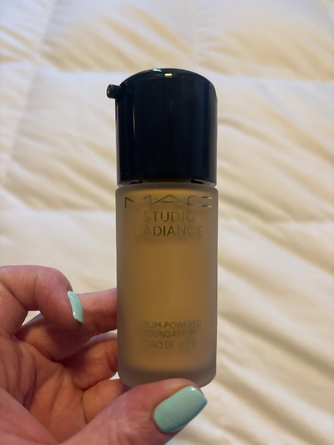 MAC Studio Radiance Serum-Powered Foundation NC15 - photo 3