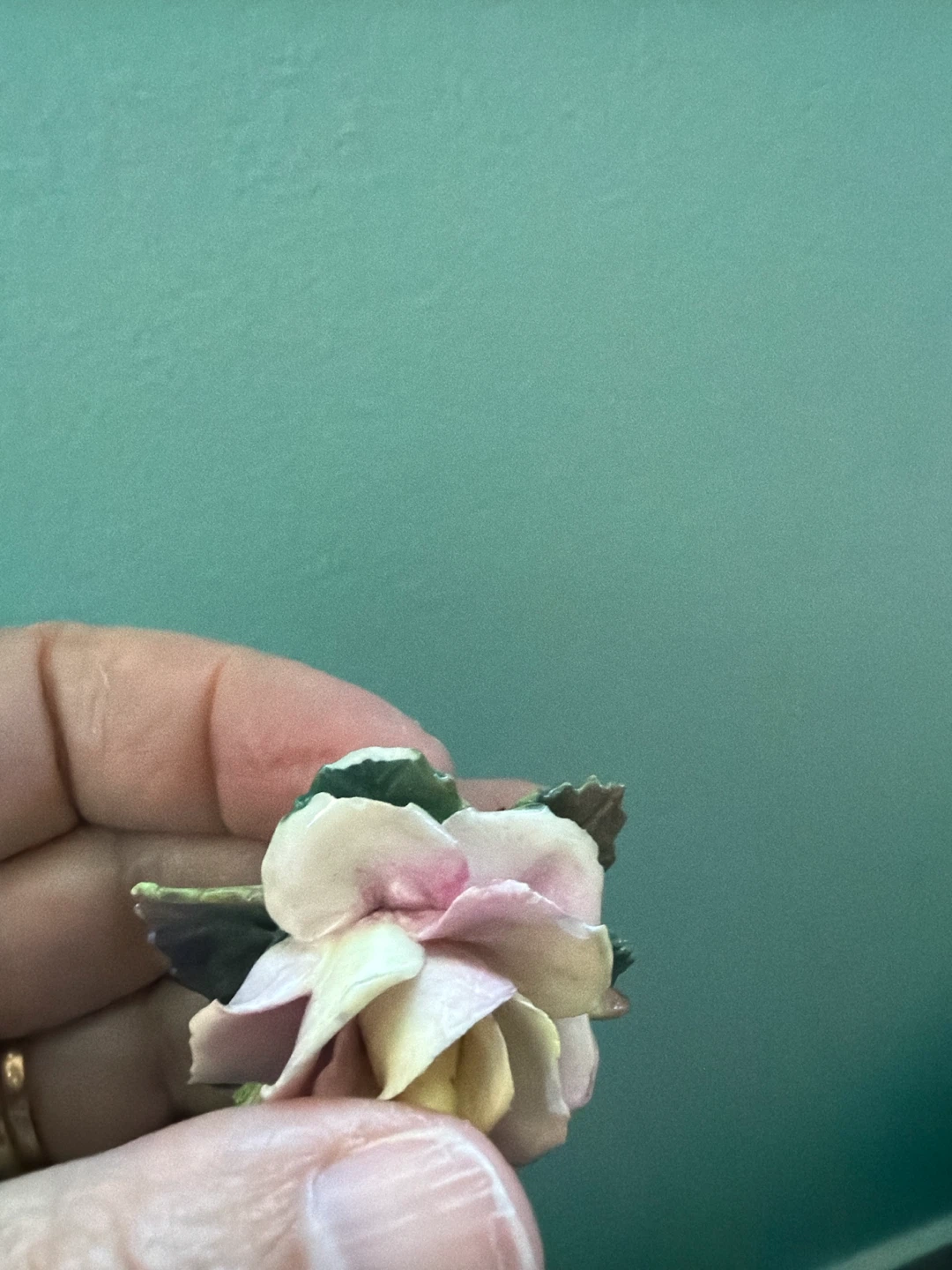 Crown Staffordshire England Porcelain Rose Brooch - photo 2