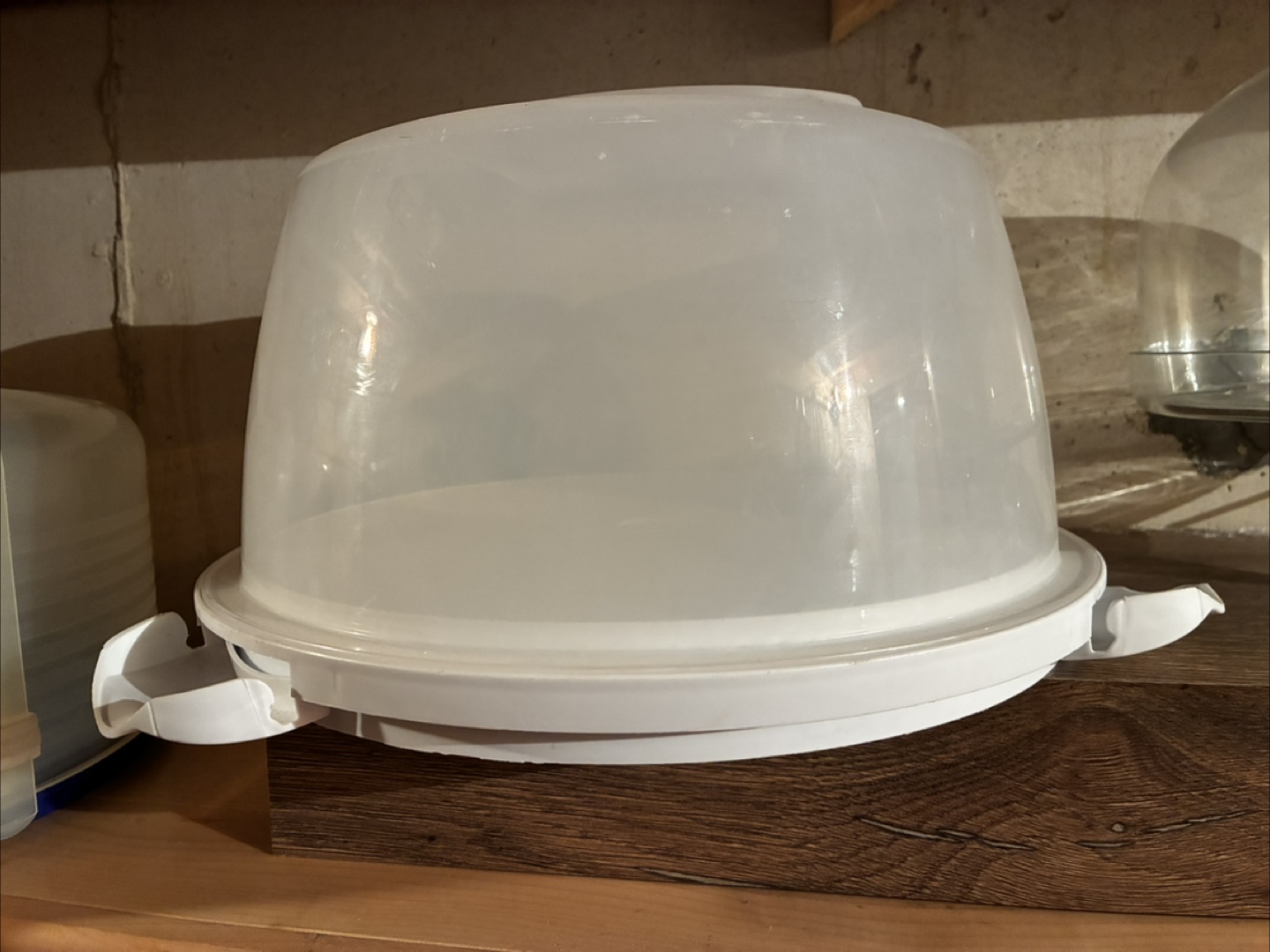 Plastic Cake Carrier or Storage Container - photo 2