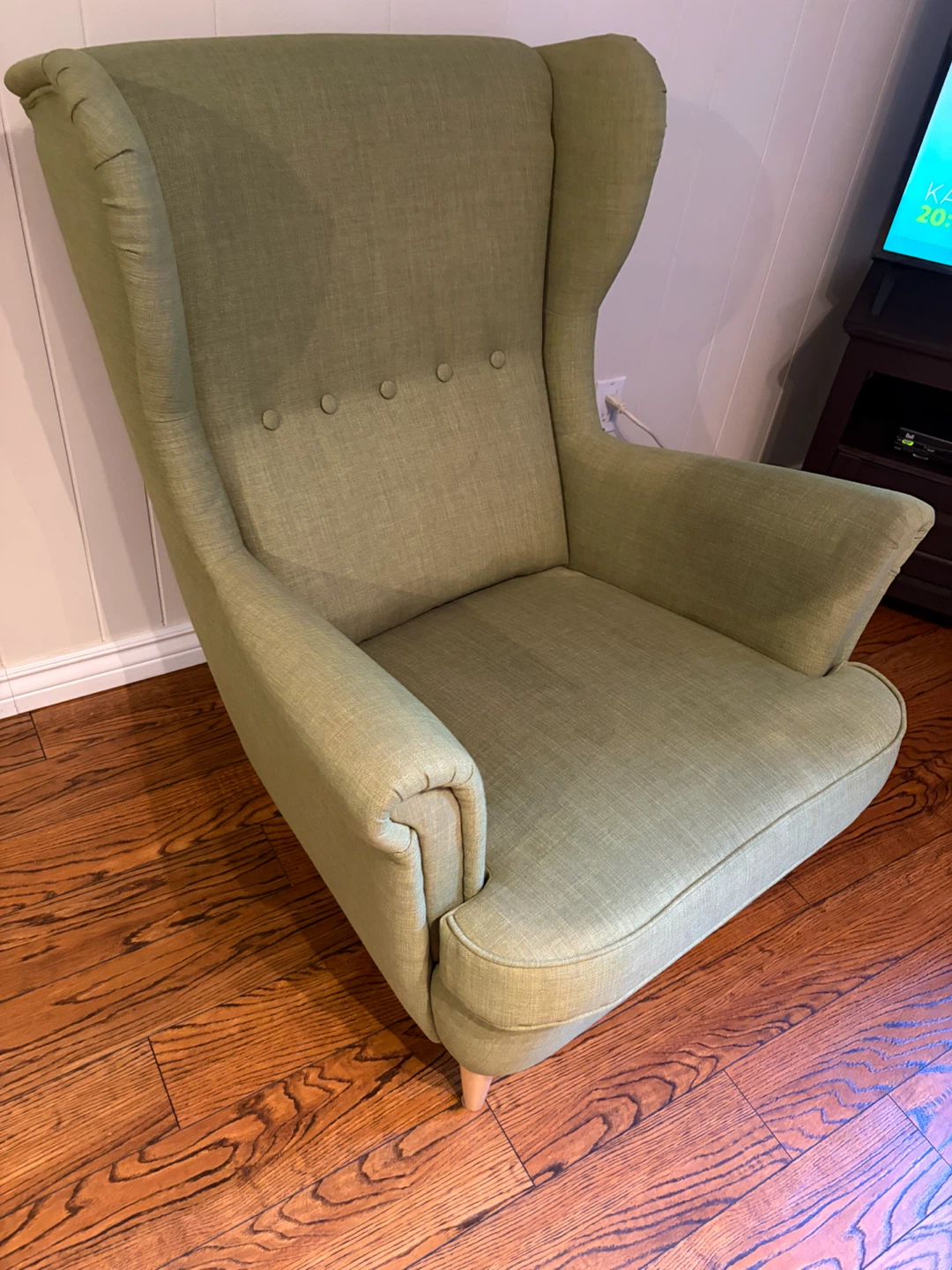 Green Wingback Accent Chair - photo 2