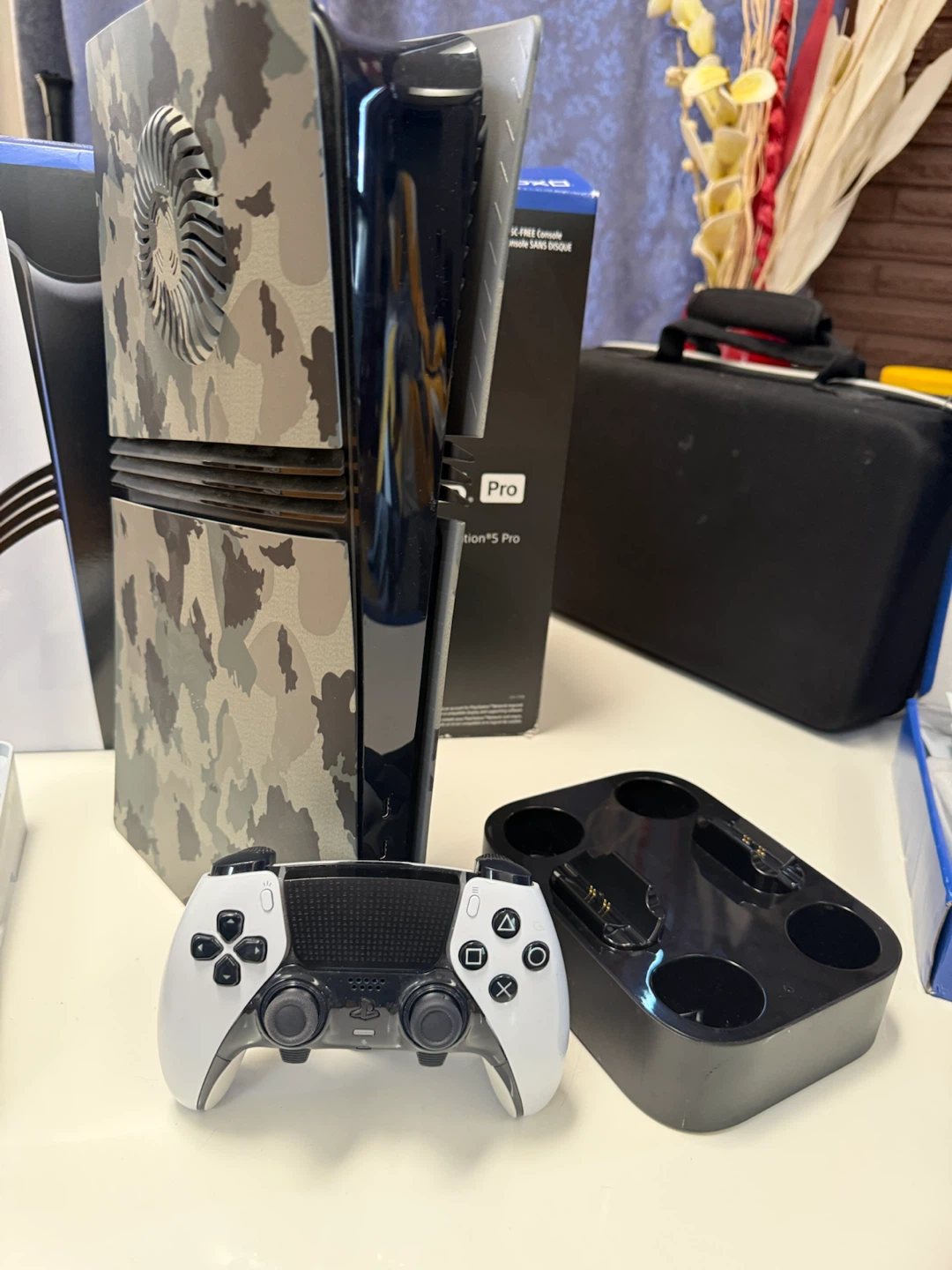 Bnew Ps5 Pro 2tb with Dual sense controller
