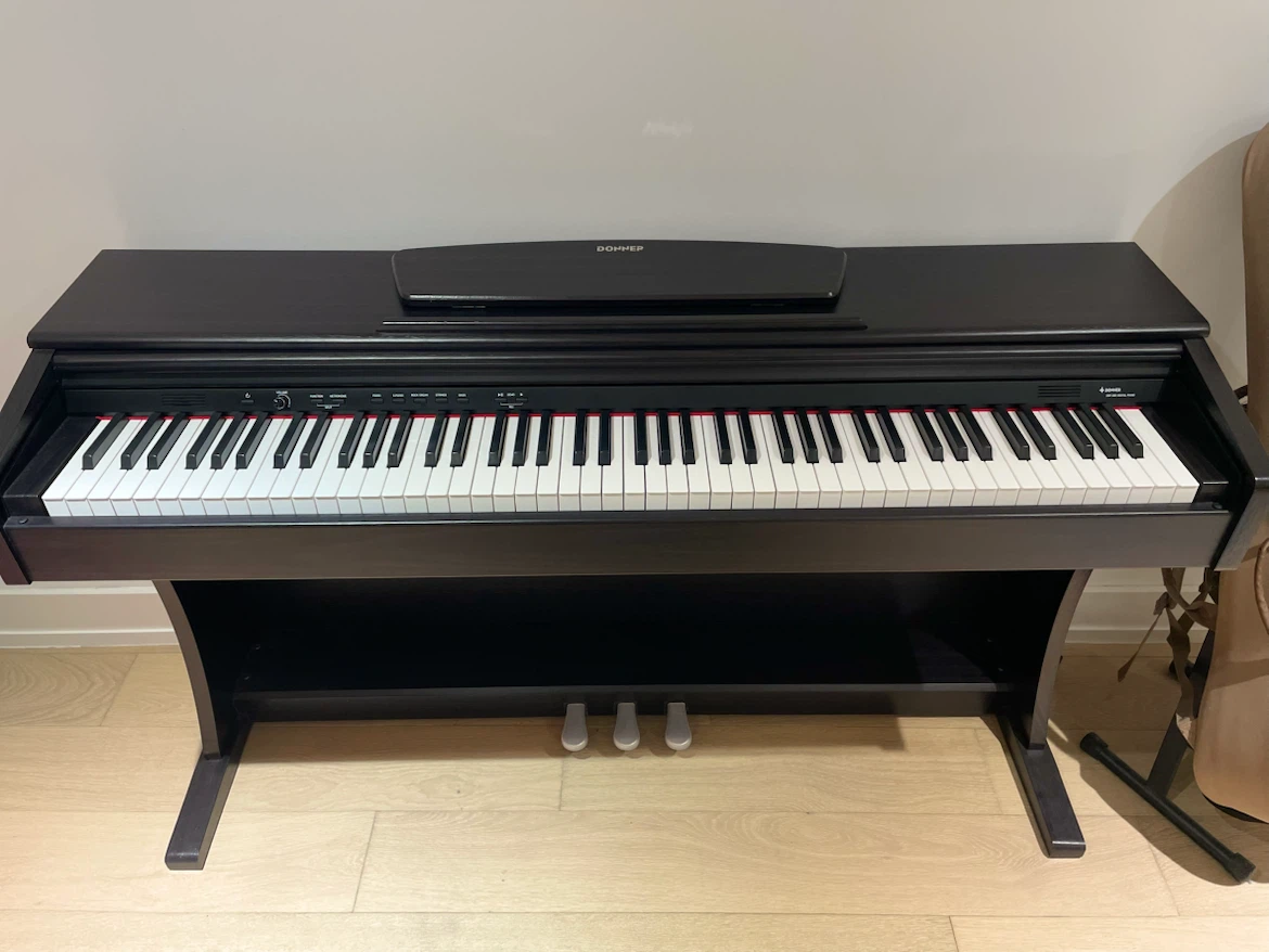 Donner DDP-300 88-Key Piano with piano chair - photo 2