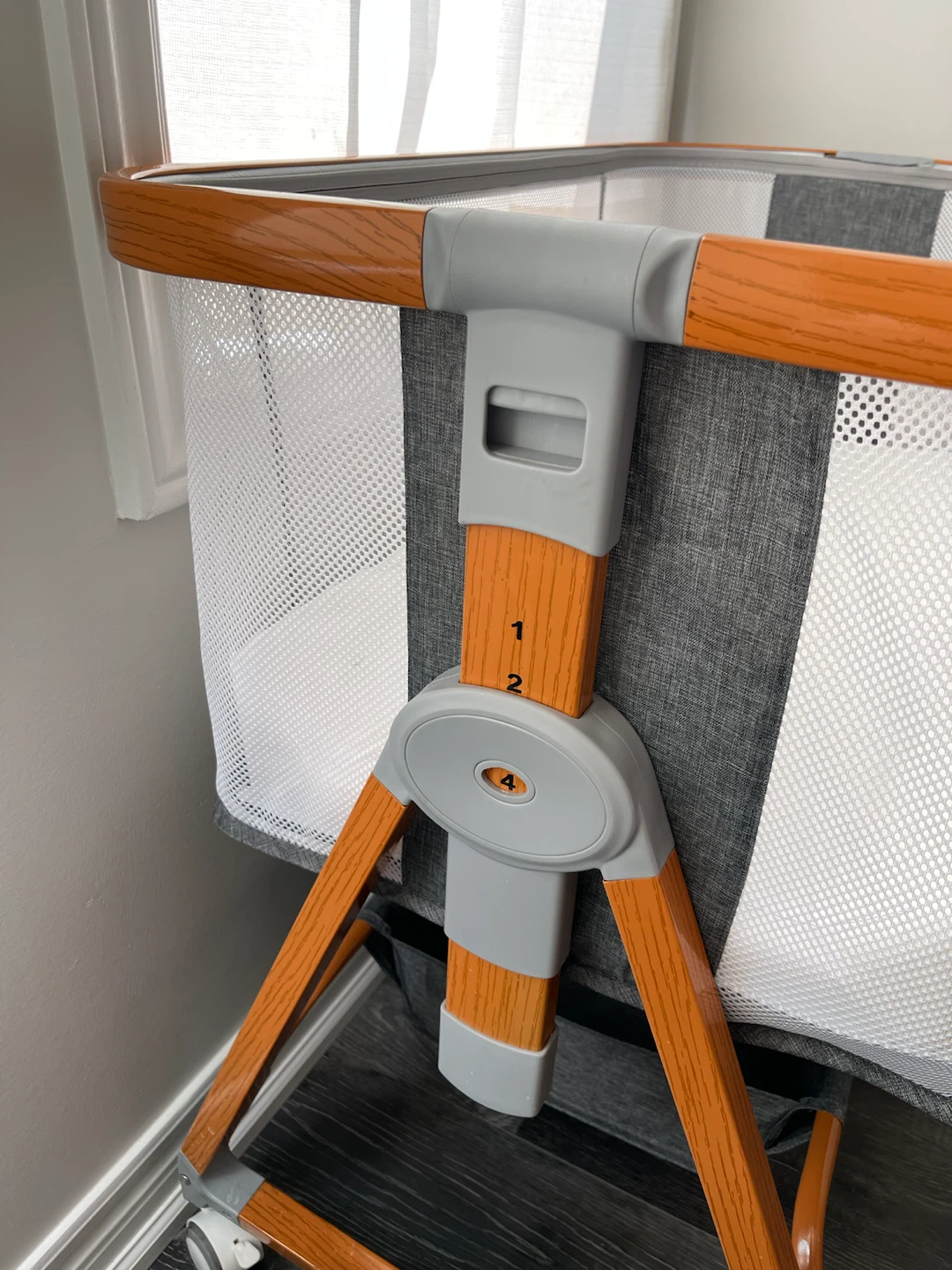 Baby Bassinet with Wheels - photo 2