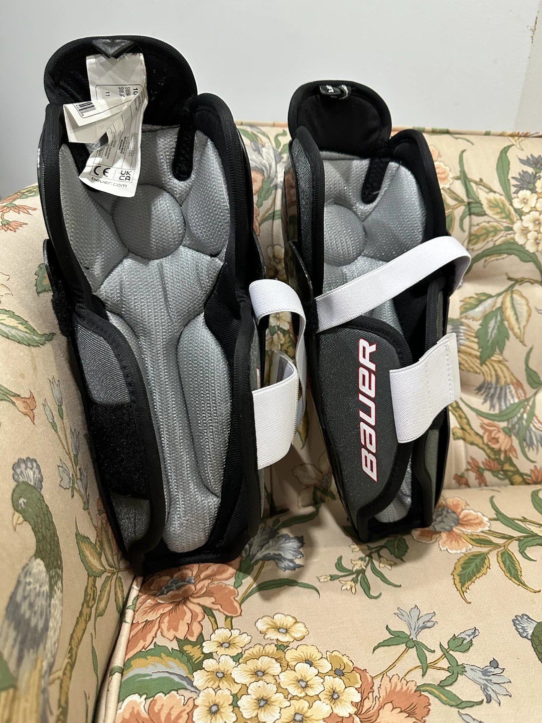 Ice skating/hockey equipment - can accept best deals - photo 4