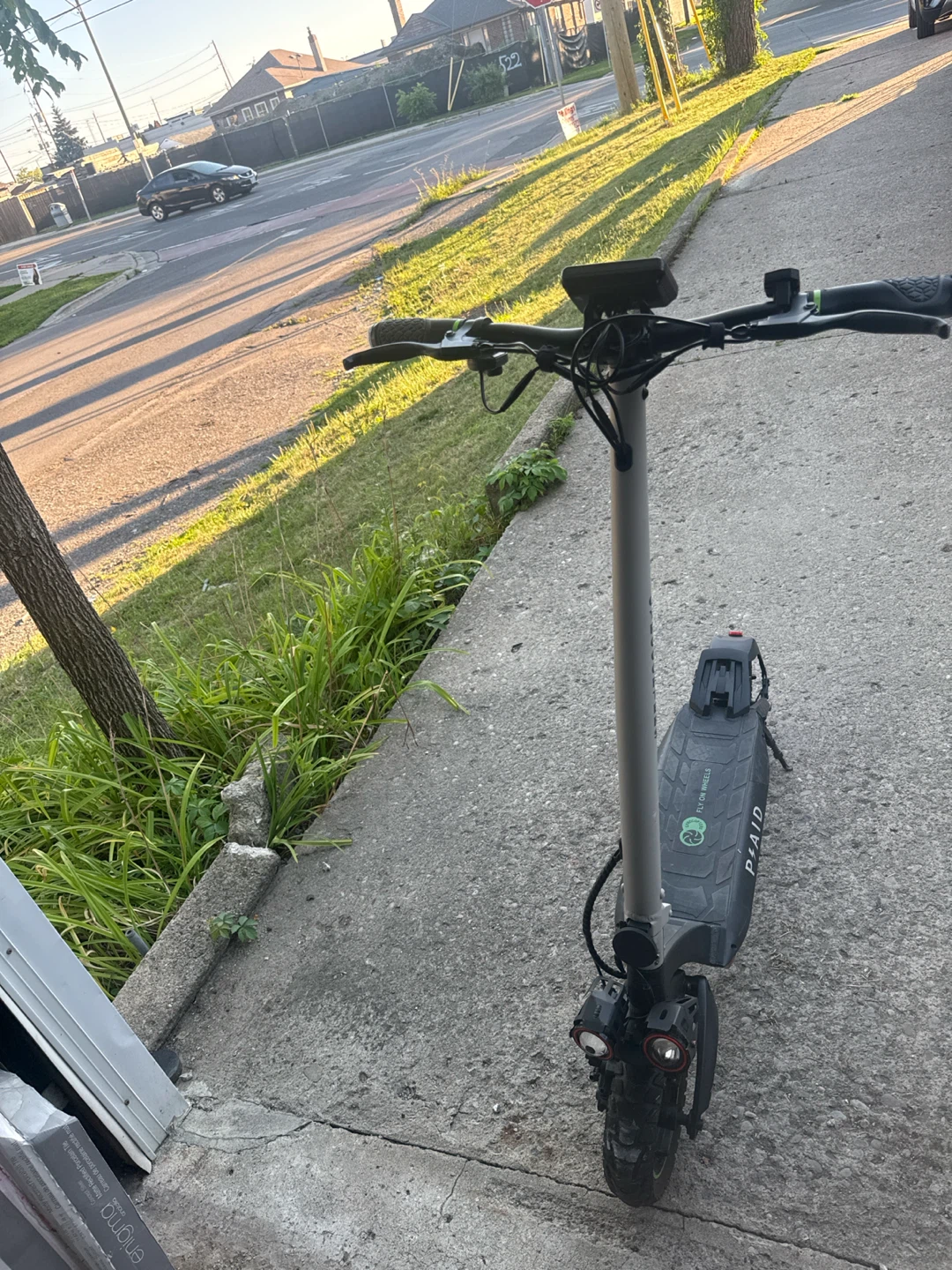 Plaid Electric Scooter - photo 2