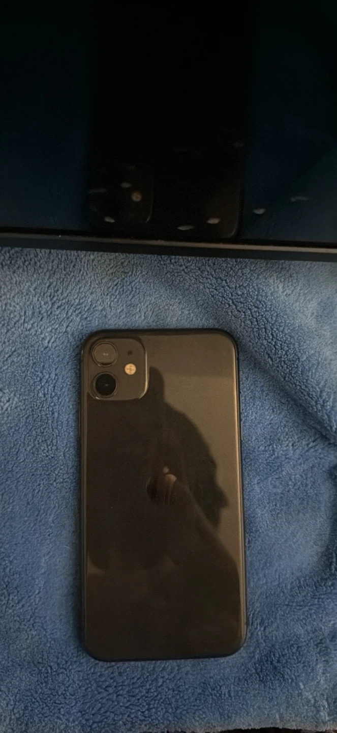 iPhone 11