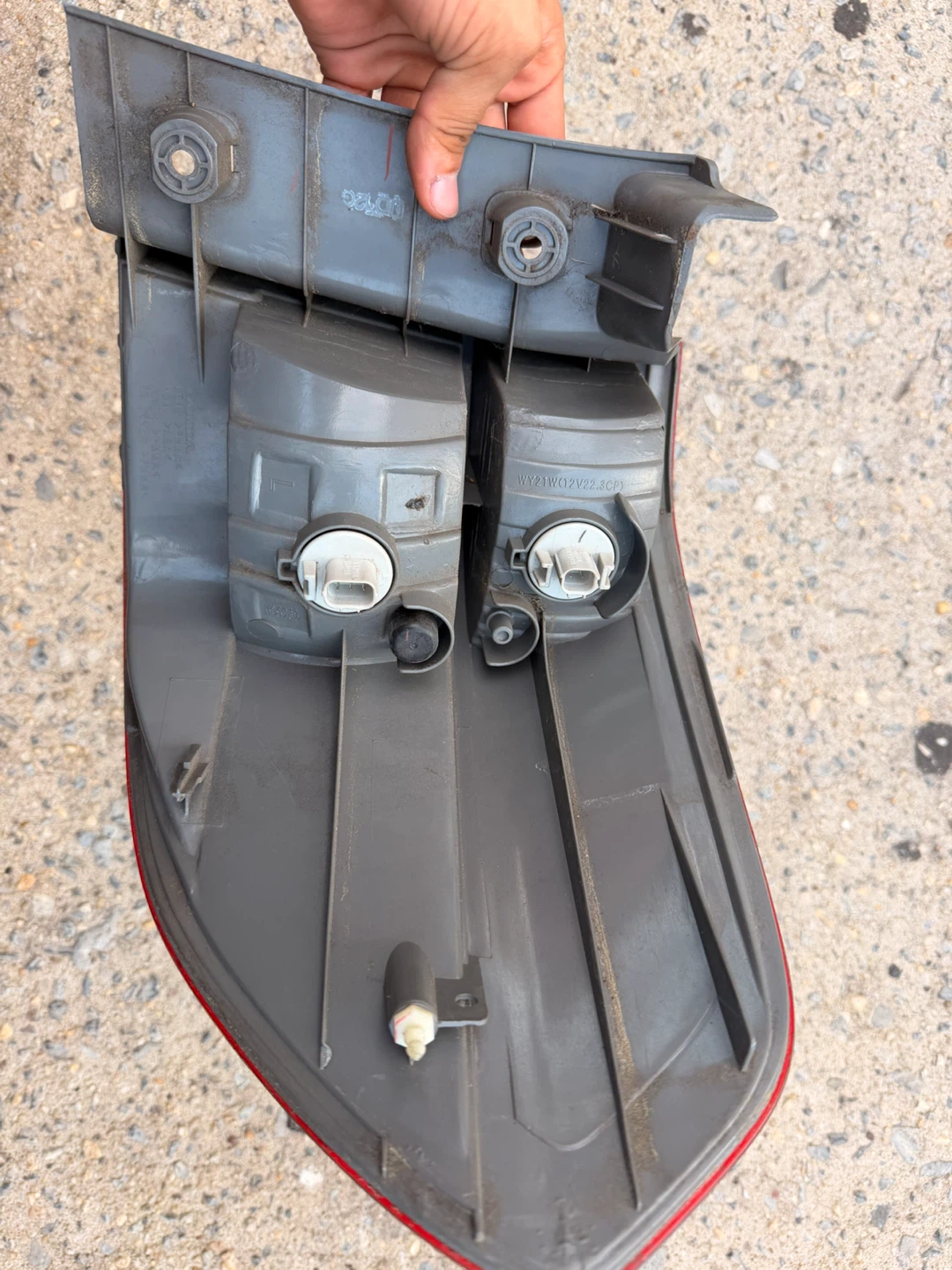 Honda odyssey Tail Light - Driver Side (Left) - photo 2