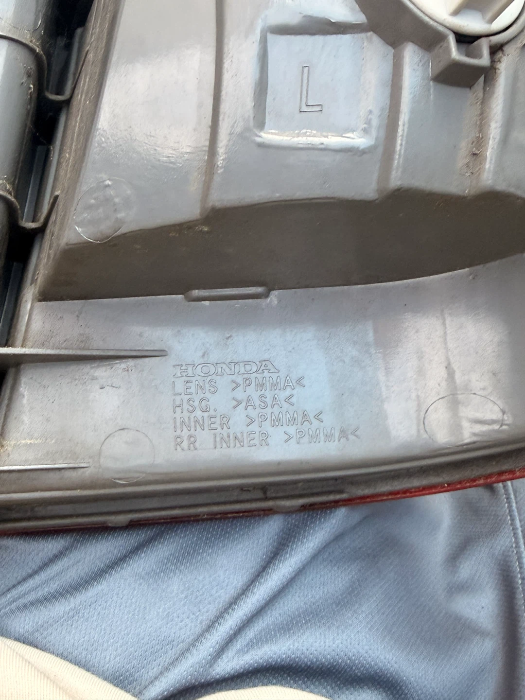 Honda odyssey Tail Light - Driver Side (Left) - photo 3