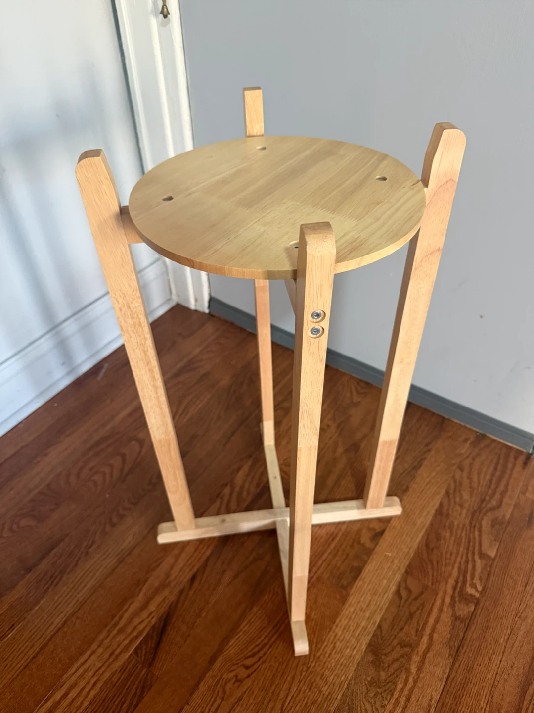 Wooden Water Bottle Stand