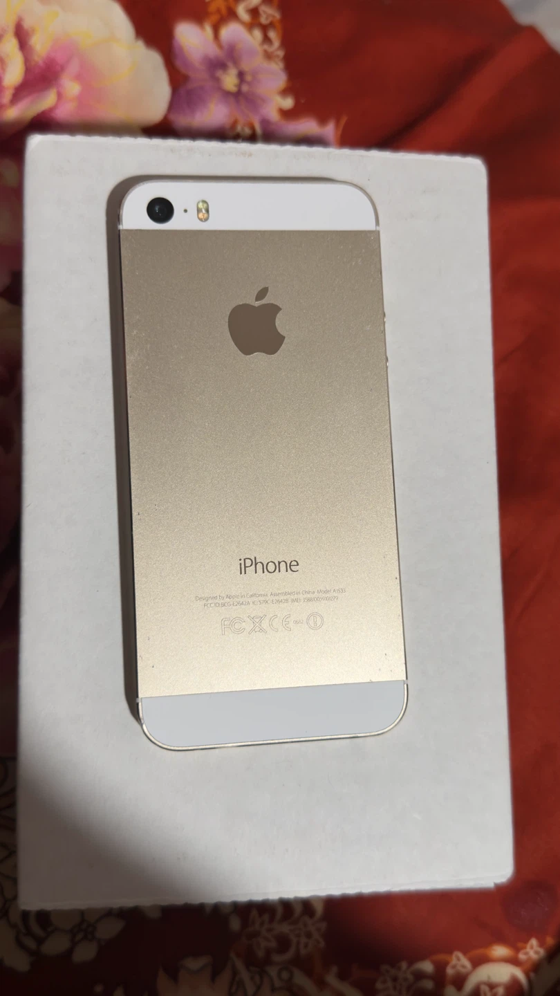Apple iPhone 5S Gold