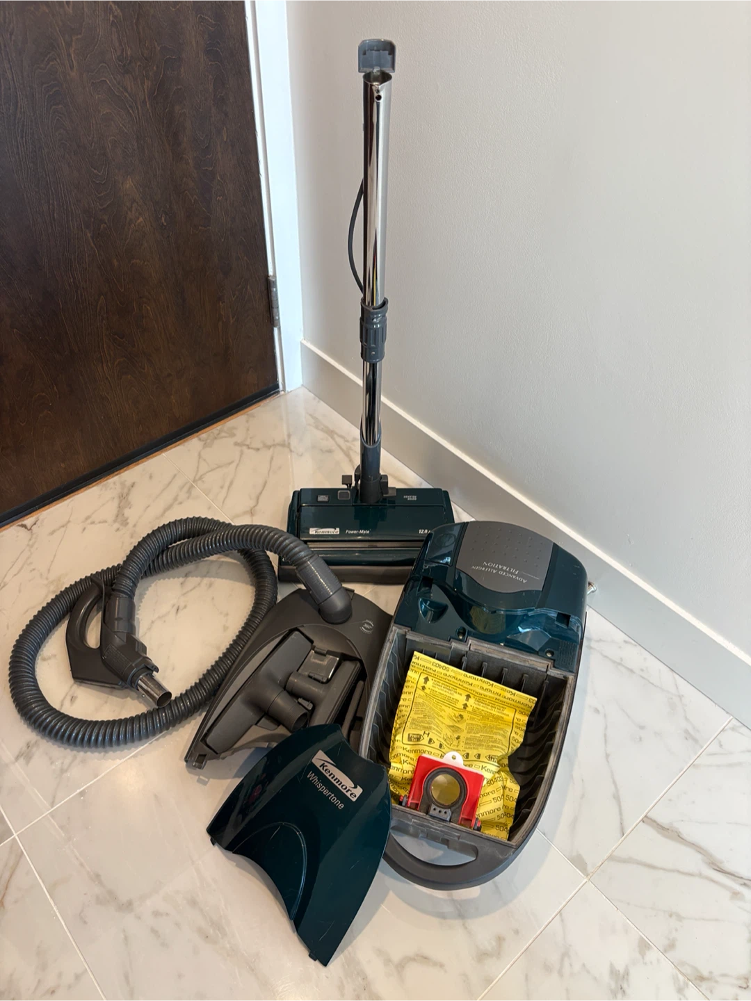 Kenmore WhisperTone Vacuum Cleaner, Attachments & spare parts - photo 4