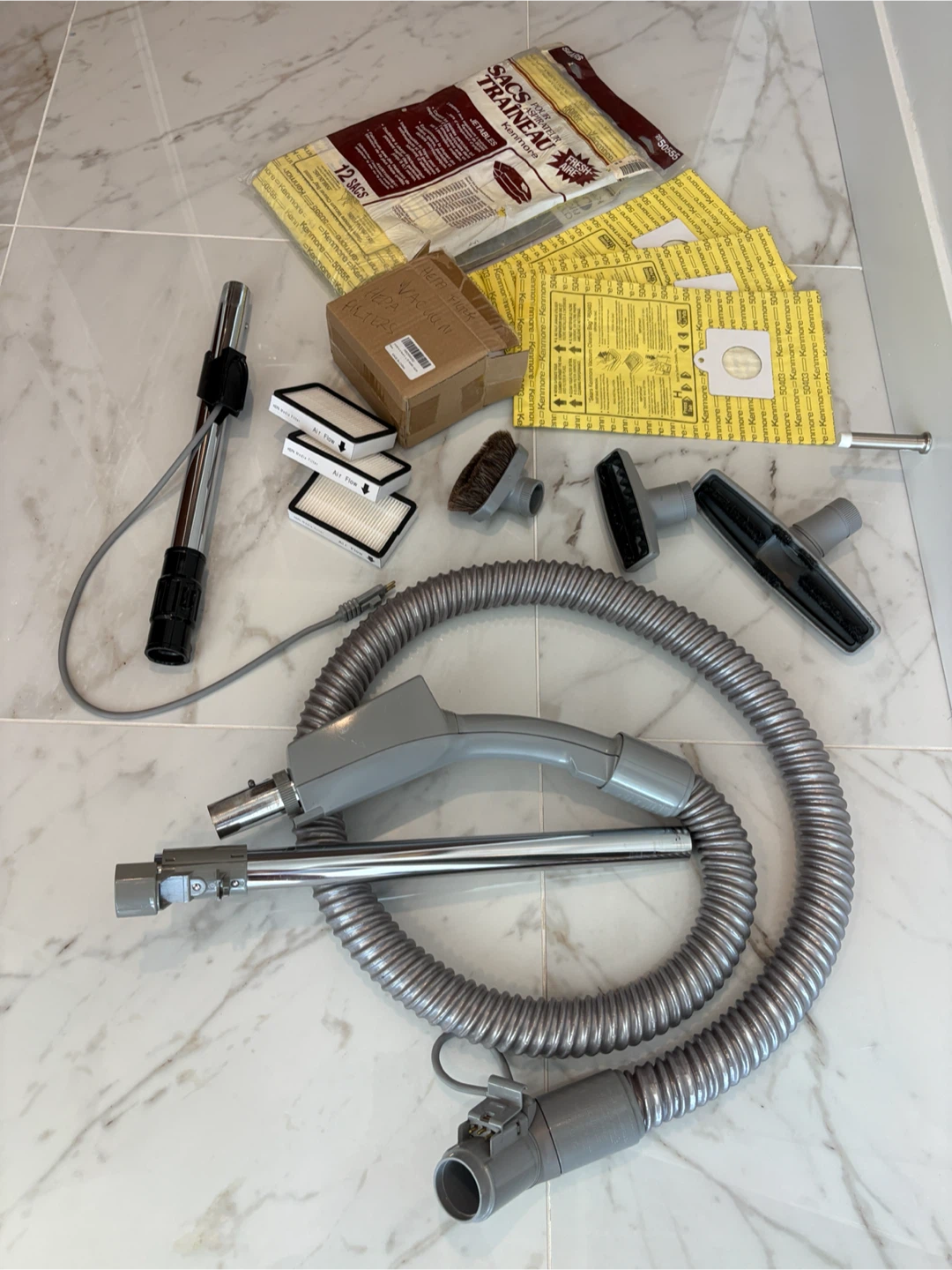 Kenmore WhisperTone Vacuum Cleaner, Attachments & spare parts - photo 5