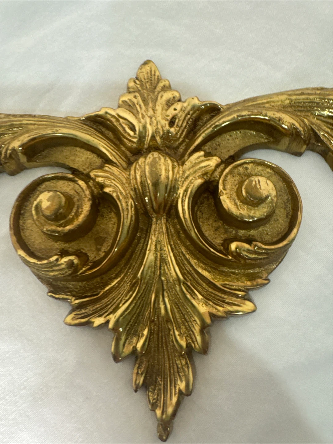 Vintage Gold Tone Ornate Decorative Applique - photo 2
