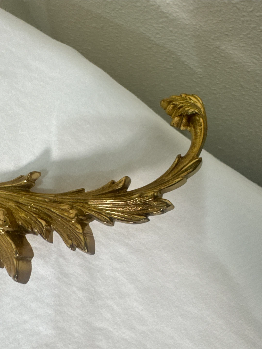 Vintage Gold Tone Ornate Decorative Applique - photo 3