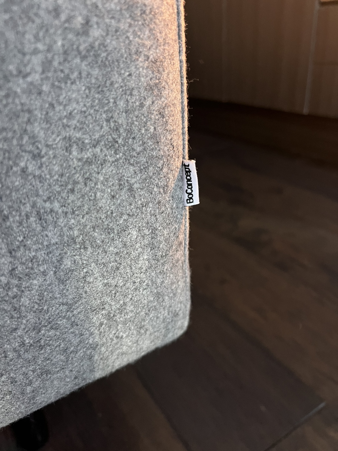 RSP 4800$ plus tax BoConcept 2.5-Seater Sofa - photo 3