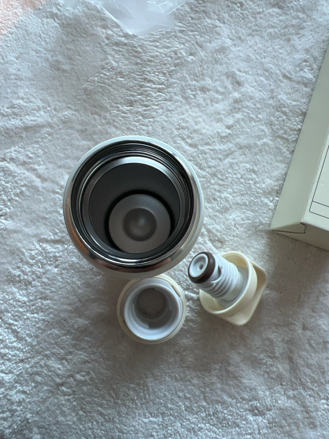 Uniqlo Insulated Water Bottle with Box - photo 2