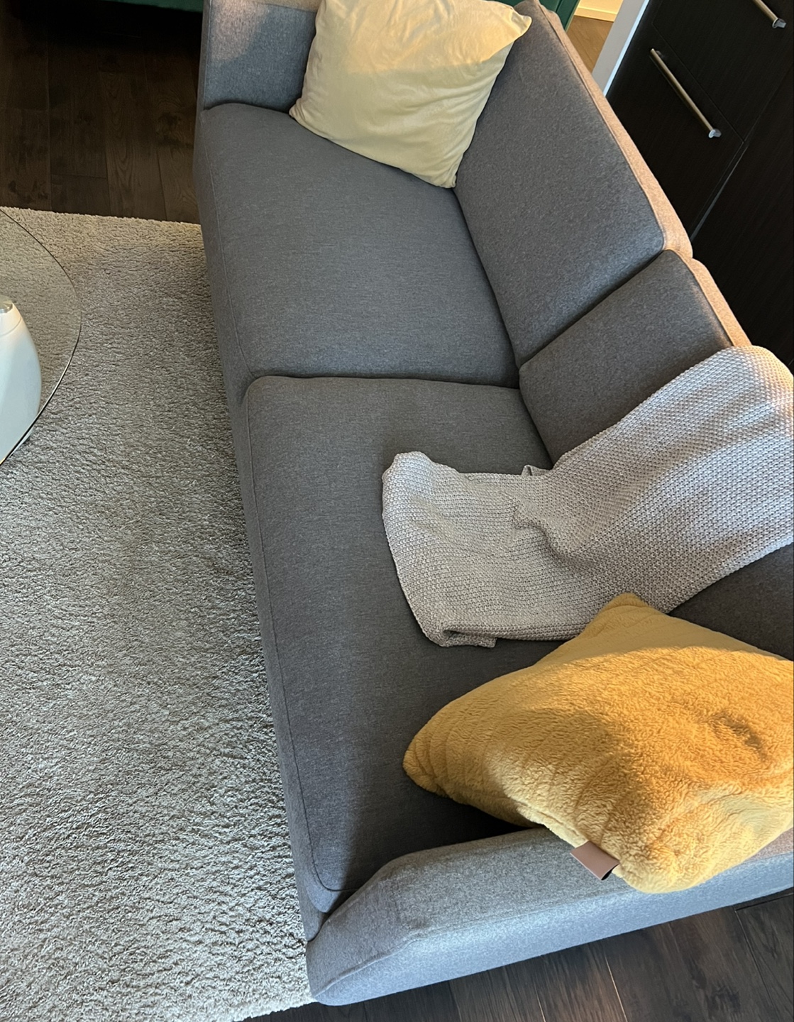 RSP 4800$ plus tax BoConcept 2.5-Seater Sofa - photo 2