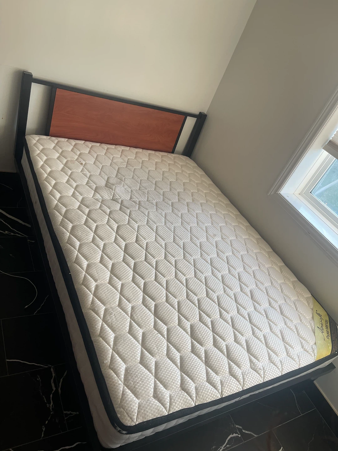 Double bed with Mattress - photo 2
