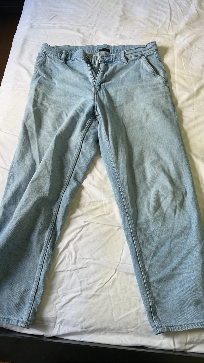 Uniqlo men’s jeans