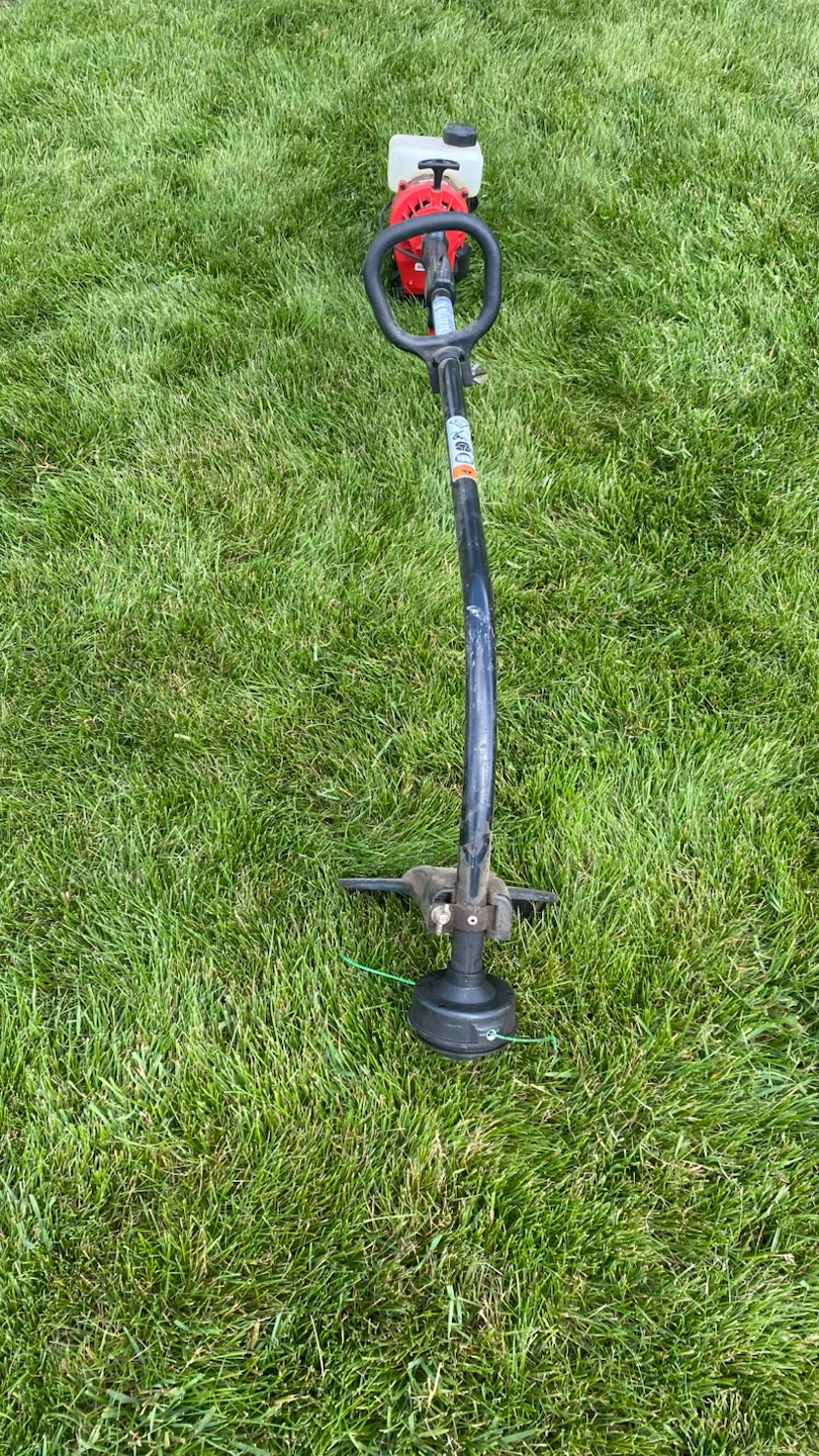 Yard Machines Y28 String Trimmer - photo 4
