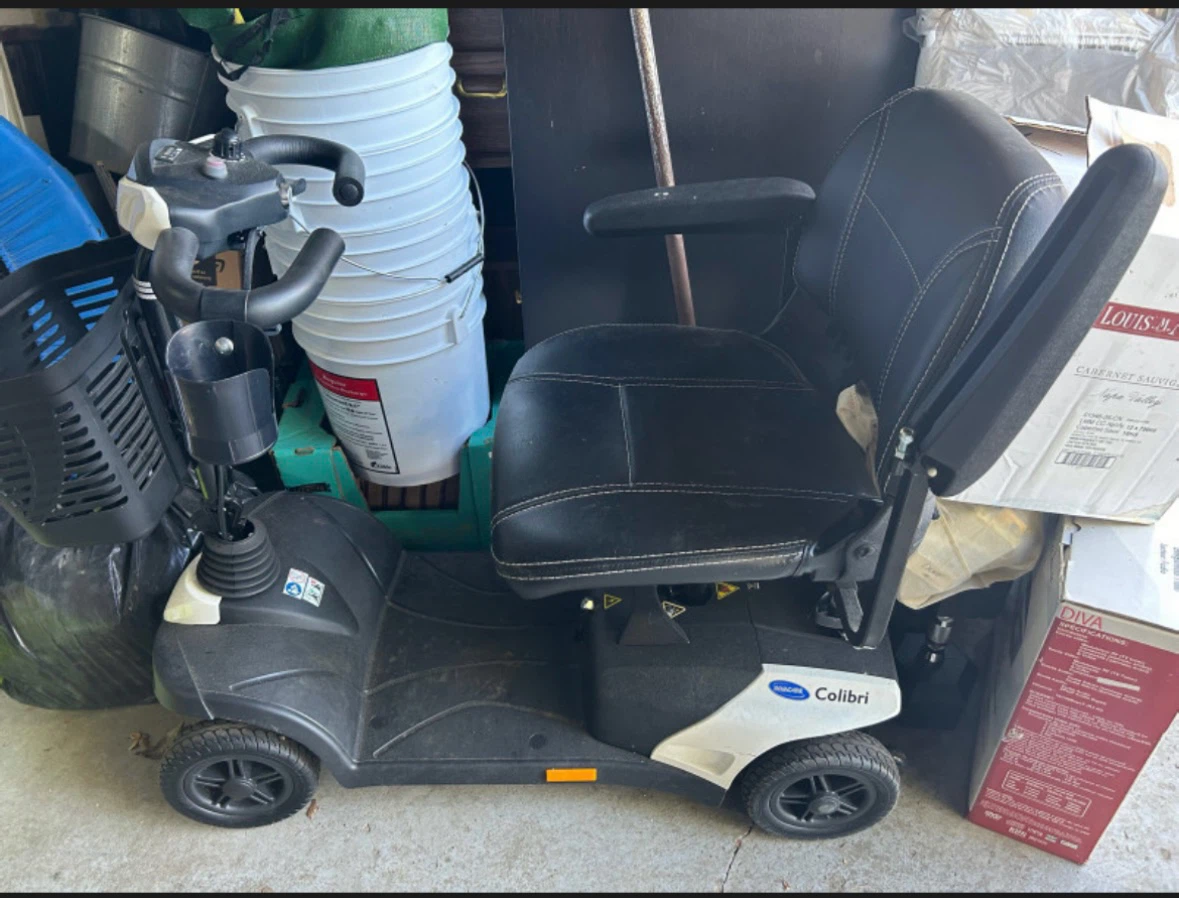 Invacare Colibri Mobility Scooter - photo 2