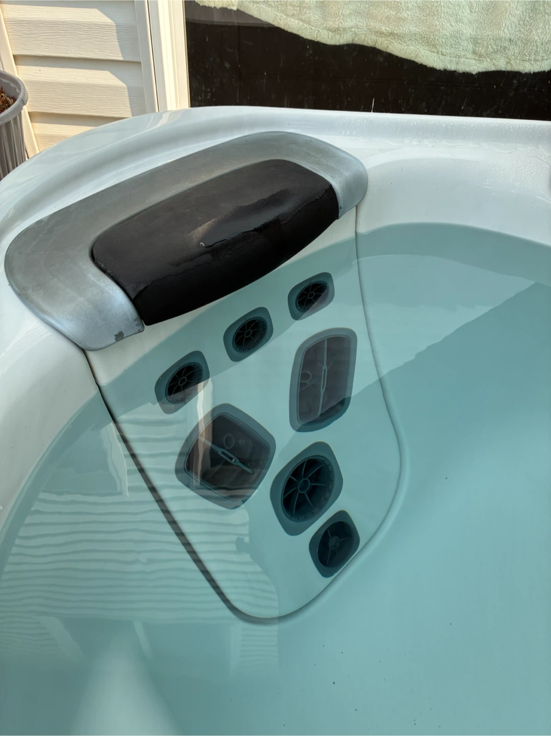 Bullfrog Spas Hot Tub R8 - photo 4